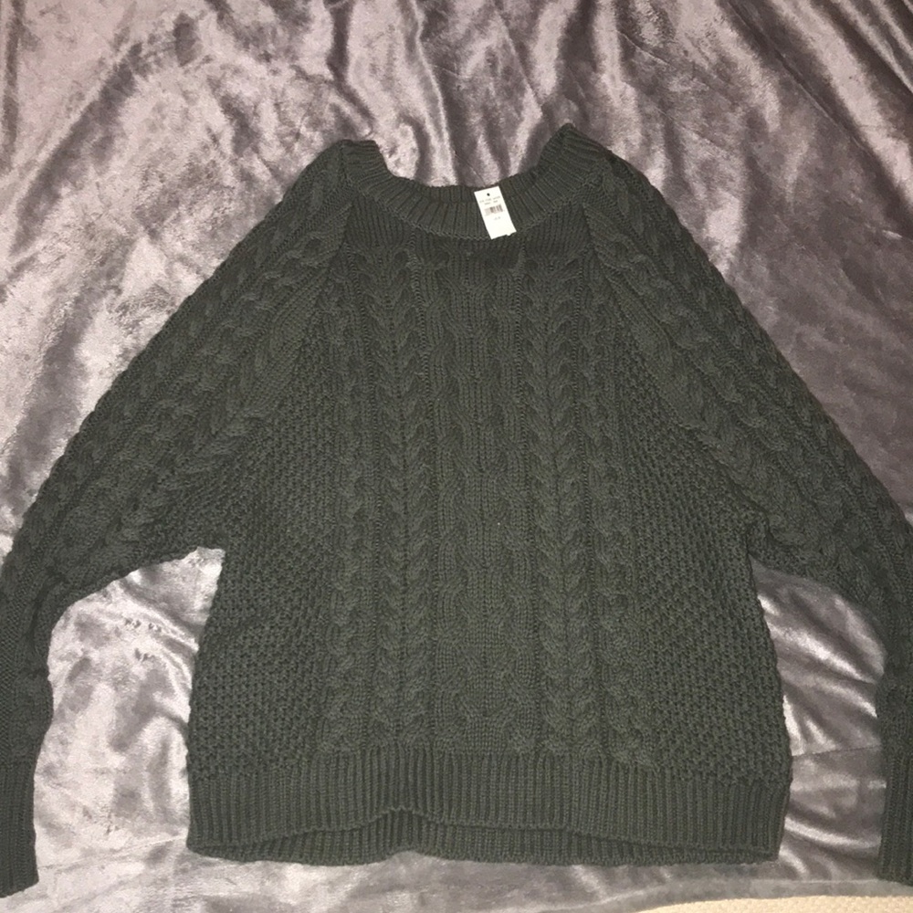 American Eagle olive green sweater